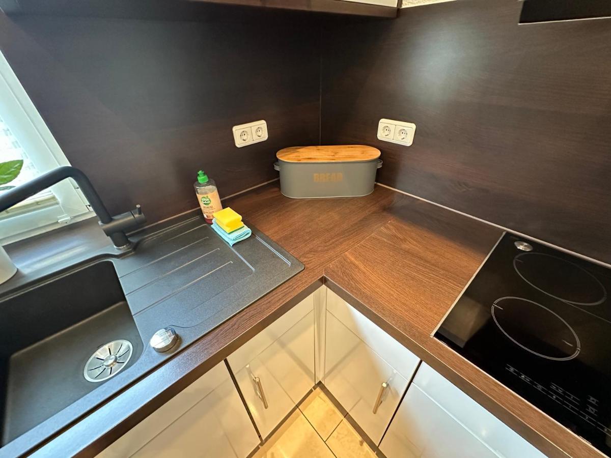 Stadtvilla In Leipzig 7 Personen 3 Schlafzimmer 2 Baeder Garten Und Terrasse Zentral Gelegen Messe Innenstadt Seen Exterior foto